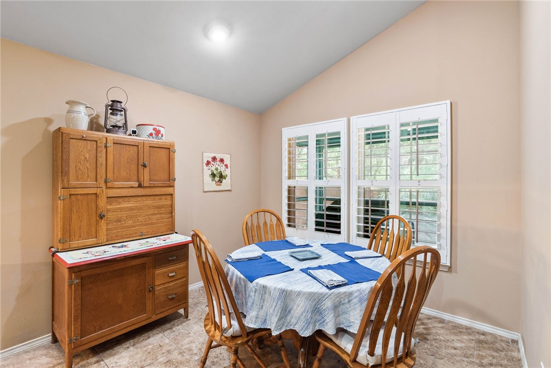 105 Pecan Harbor Street Rockport TX 78382