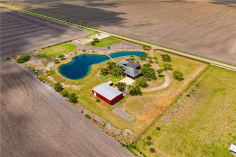 2166 County Road 53 Corpus Christi TX 78415