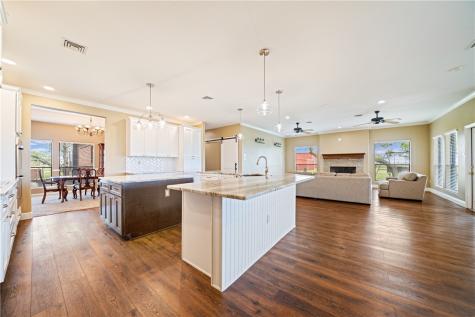 2166 County Road 53 Corpus Christi TX 78415