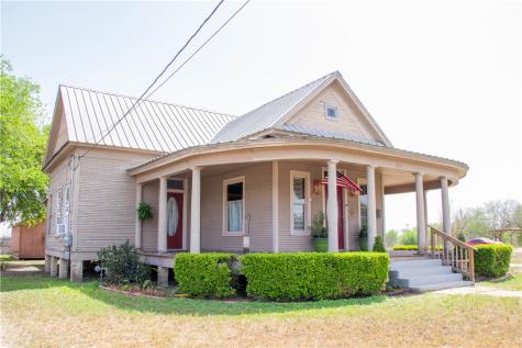 207 W. Carter Street Beeville TX 78102