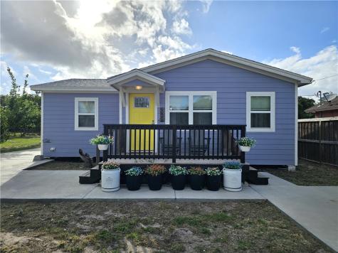 328 N Lamont Street Aransas Pass TX 78336