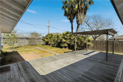350 Doddridge Street Corpus Christi TX 78411
