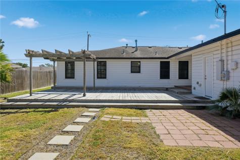 350 Doddridge Street Corpus Christi TX 78411