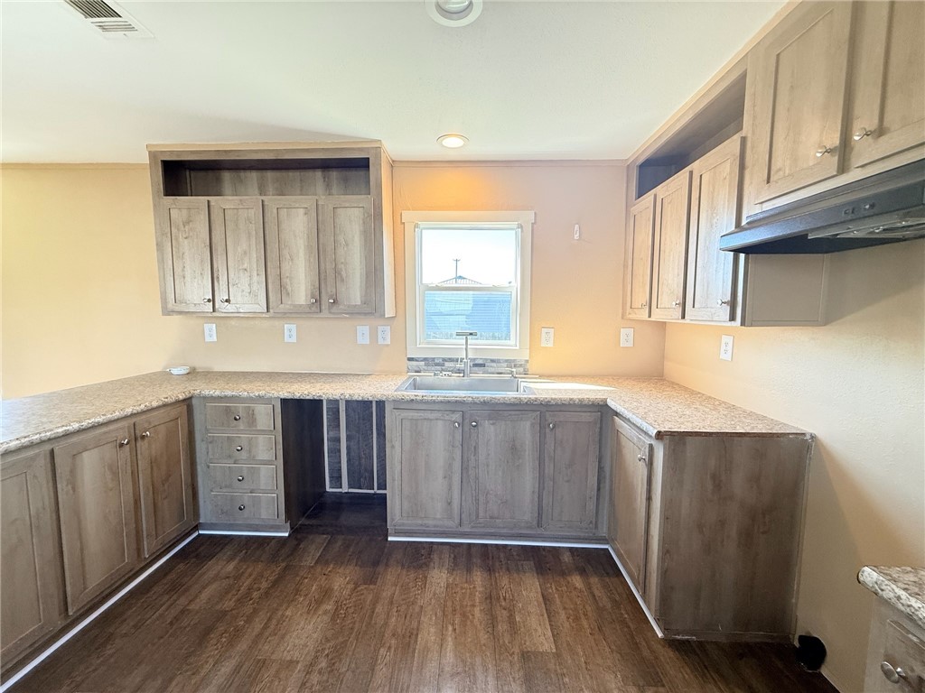 1010 Redmond Street Corpus Christi TX 78418