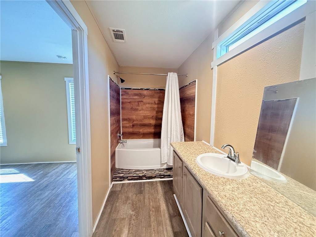 1010 Redmond Street Corpus Christi TX 78418