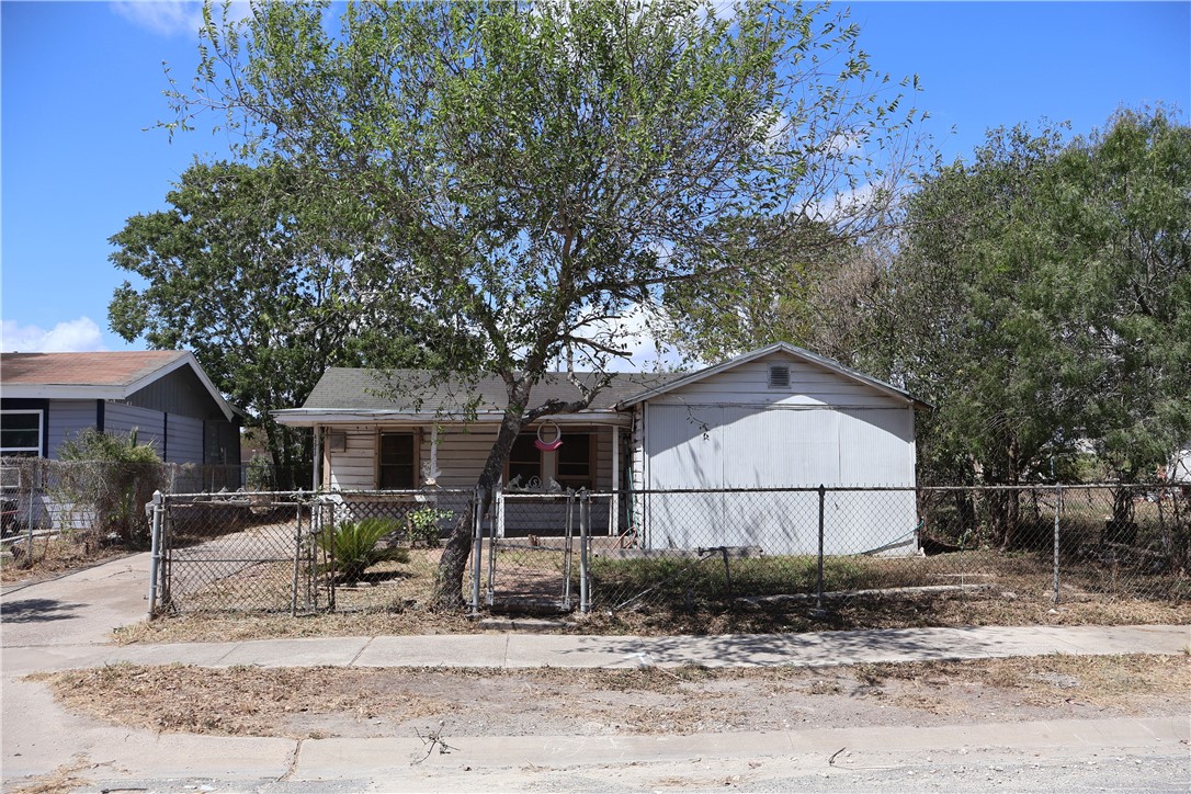 4333 Molina Drive Corpus Christi TX 78416