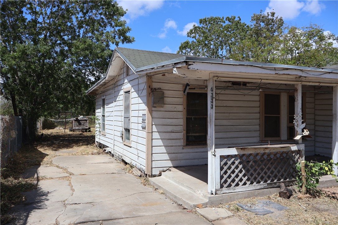 4333 Molina Drive Corpus Christi TX 78416