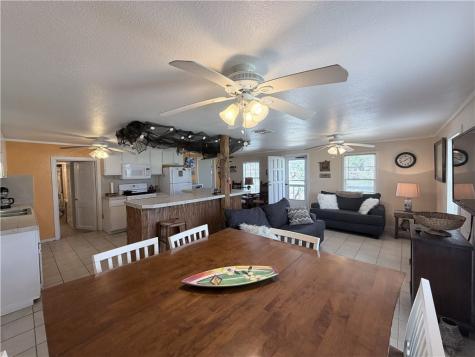 113 Riviera Drive Corpus Christi TX 78418
