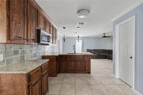 1445 Buenos Aires Street Corpus Christi TX 78417