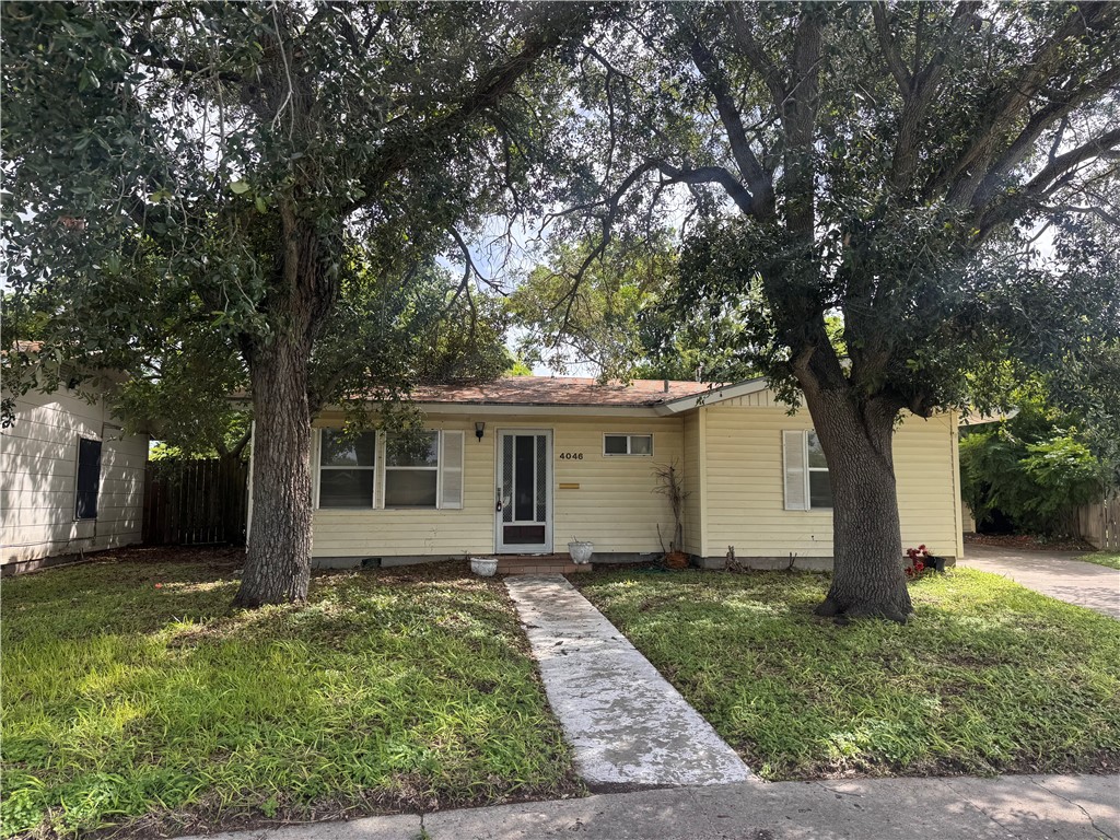 4046 Little John Corpus Christi TX 78411
