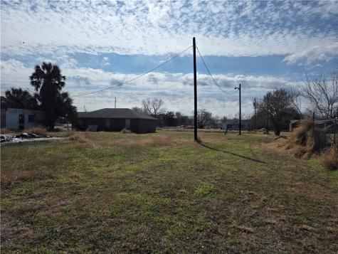 220 Palmetto Street Refugio TX 78377