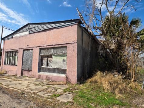 220 Palmetto Street Refugio TX 78377