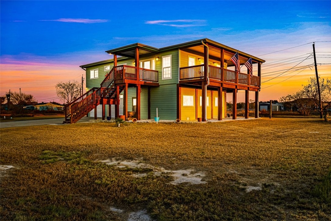 367 Royal Oak Lane Rockport TX 78382