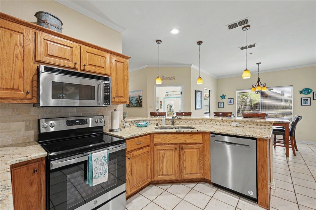 105 Windjammer Street Rockport TX 78382