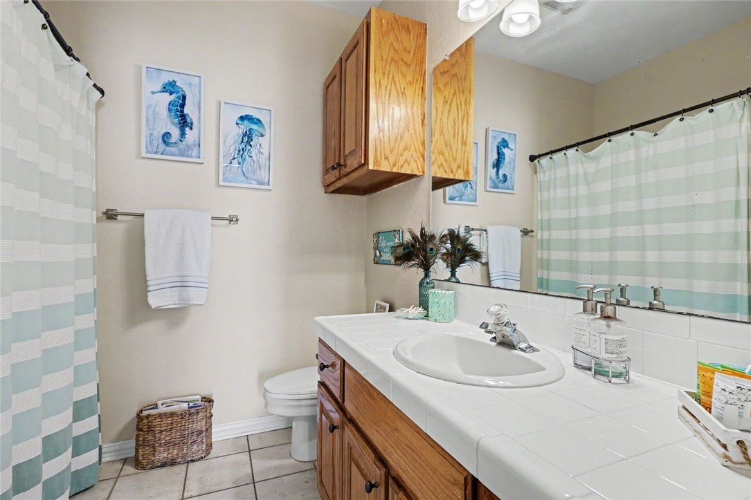 105 Windjammer Street Rockport TX 78382