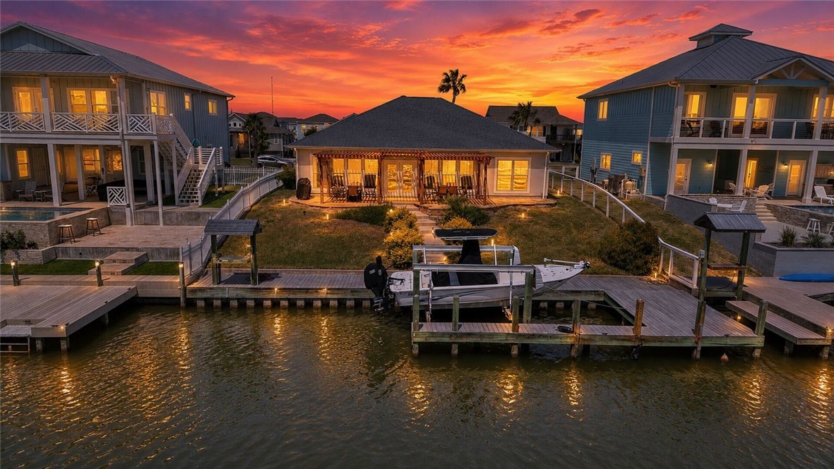 105 Windjammer Street Rockport TX 78382
