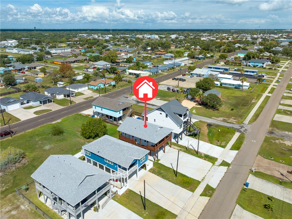 1007 S Live Oak Street Rockport TX 78382