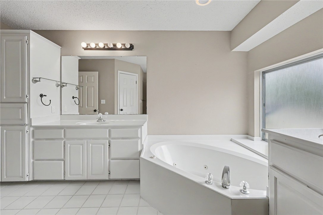 7617 Del Rio Drive Corpus Christi TX 78413