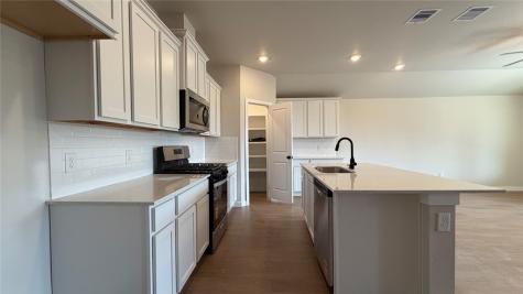 3541 Sahar Lake Drive Robstown TX 78380