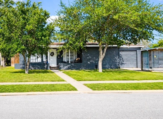 310 S 20th Street Kingsville TX 78363