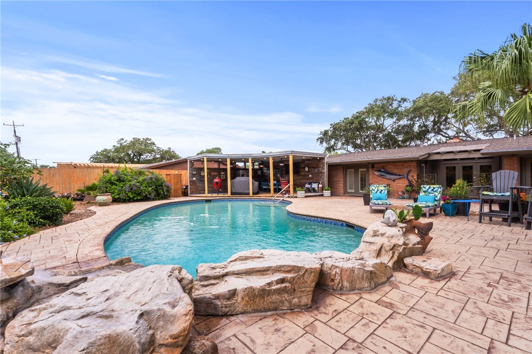 229 Bayshore Drive Corpus Christi TX 78412