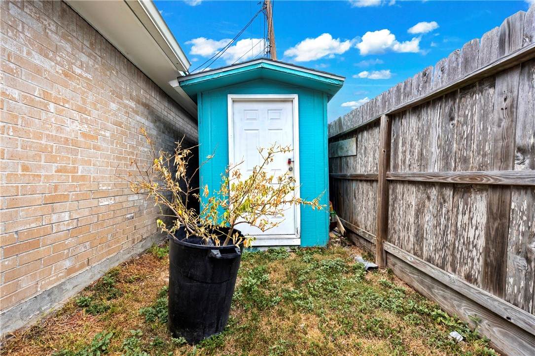 6638 Opengate Drive Corpus Christi TX 78413