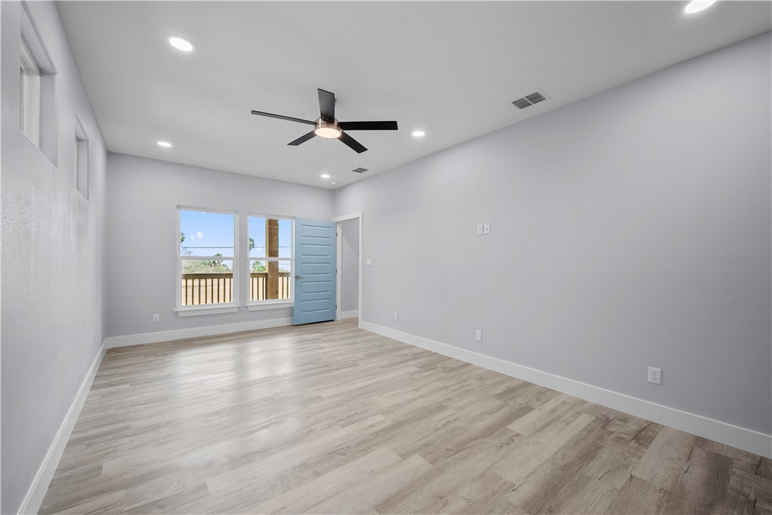 151 Front Street Rockport TX 78382