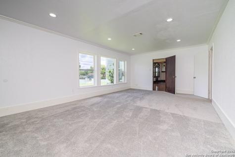 519 Fm 623 E Pettus TX 78146