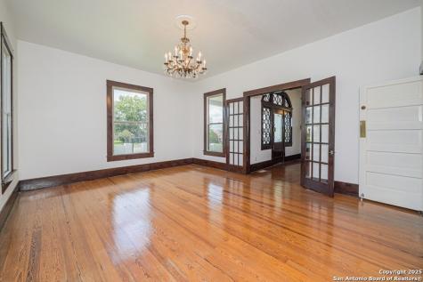 519 Fm 623 E Pettus TX 78146