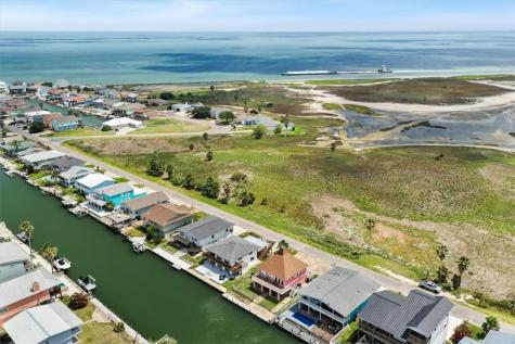 136 Port Saint Claire Aransas Pass TX 78336