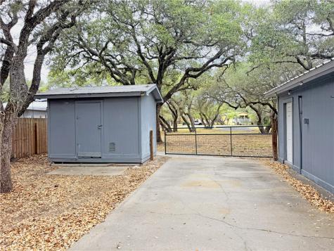 17 Farmers Circle Fulton TX 78358