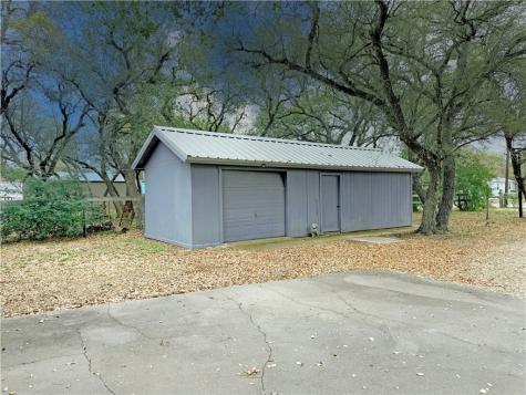 17 Farmers Circle Fulton TX 78358