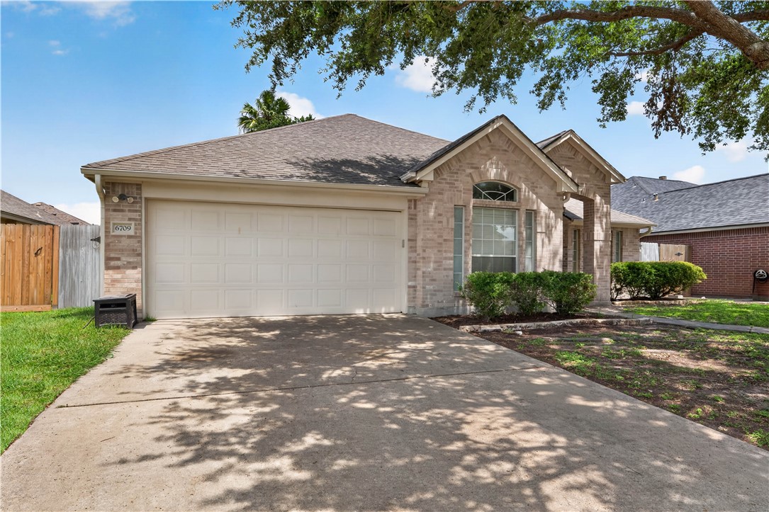 6709 Tudor Drive Corpus Christi TX 78414