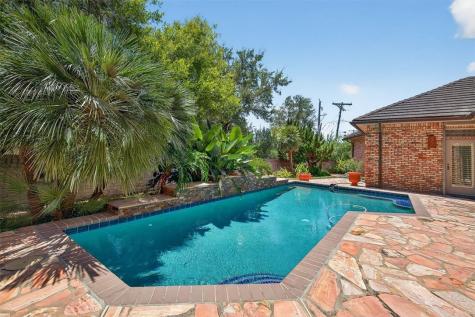 4811 Ocean Drive Corpus Christi TX 78412