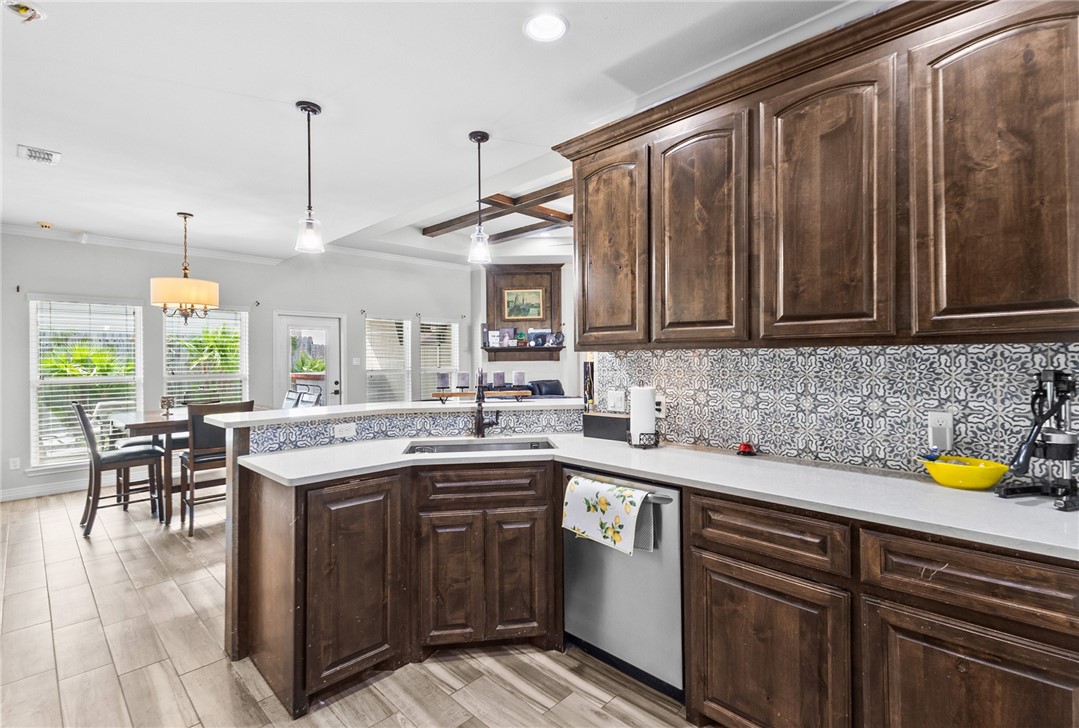 3025 Neches Drive Corpus Christi TX 78414