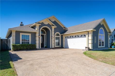 6825 Island Park Court Corpus Christi TX 78414