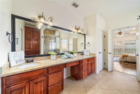 6825 Island Park Court Corpus Christi TX 78414