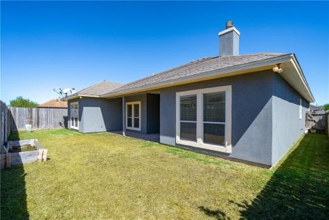 6825 Island Park Court Corpus Christi TX 78414
