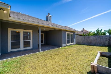 6825 Island Park Court Corpus Christi TX 78414