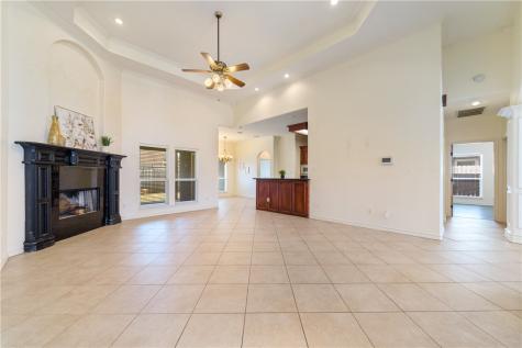 6825 Island Park Court Corpus Christi TX 78414