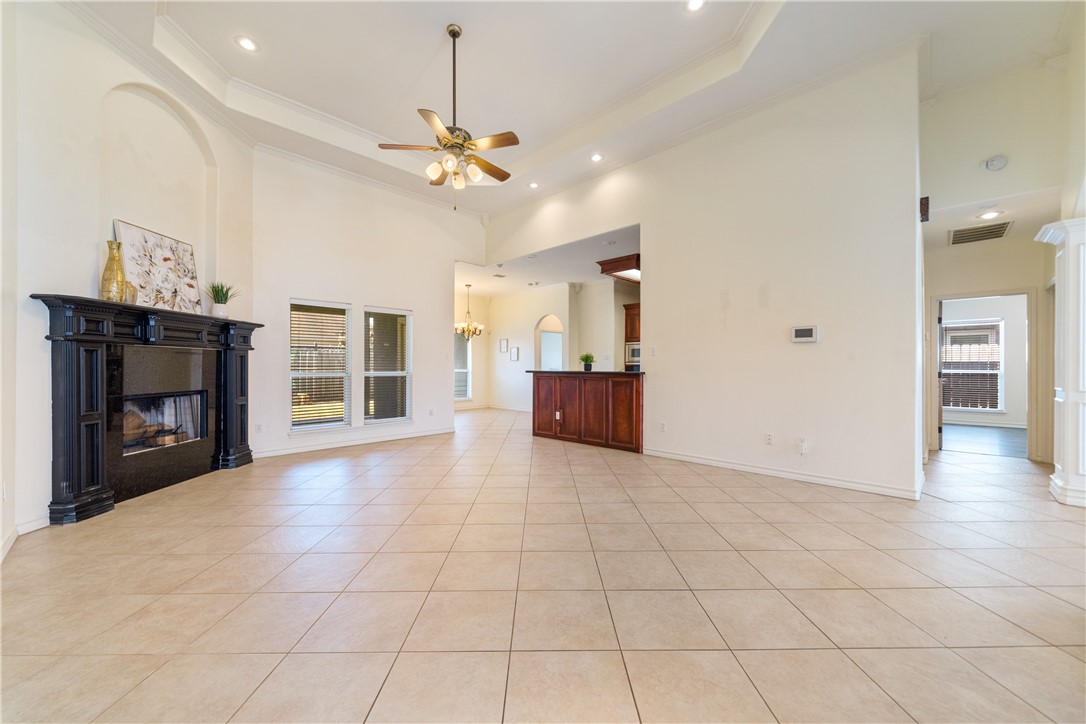 6825 Island Park Court Corpus Christi TX 78414