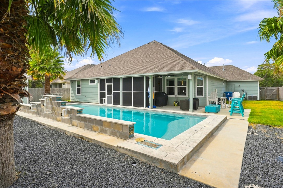 137 Angel Oak Drive Rockport TX 78382