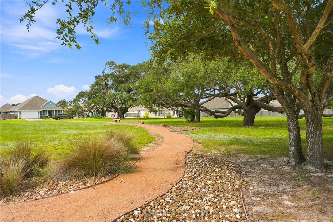 137 Angel Oak Drive Rockport TX 78382