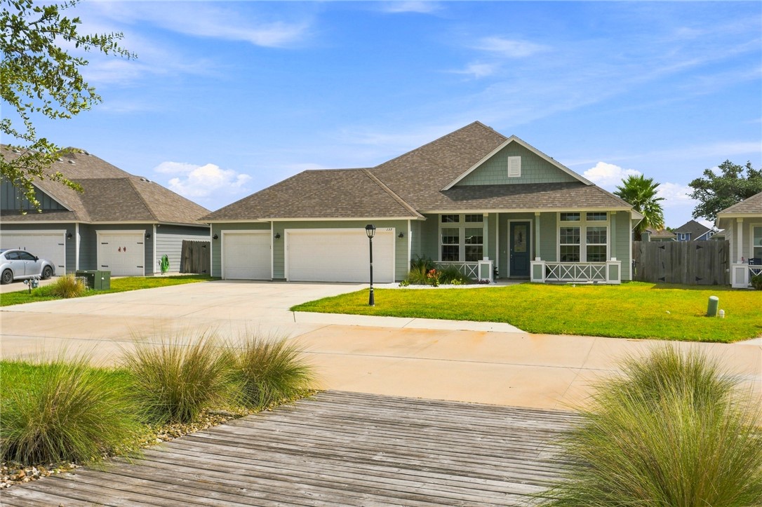 137 Angel Oak Drive Rockport TX 78382
