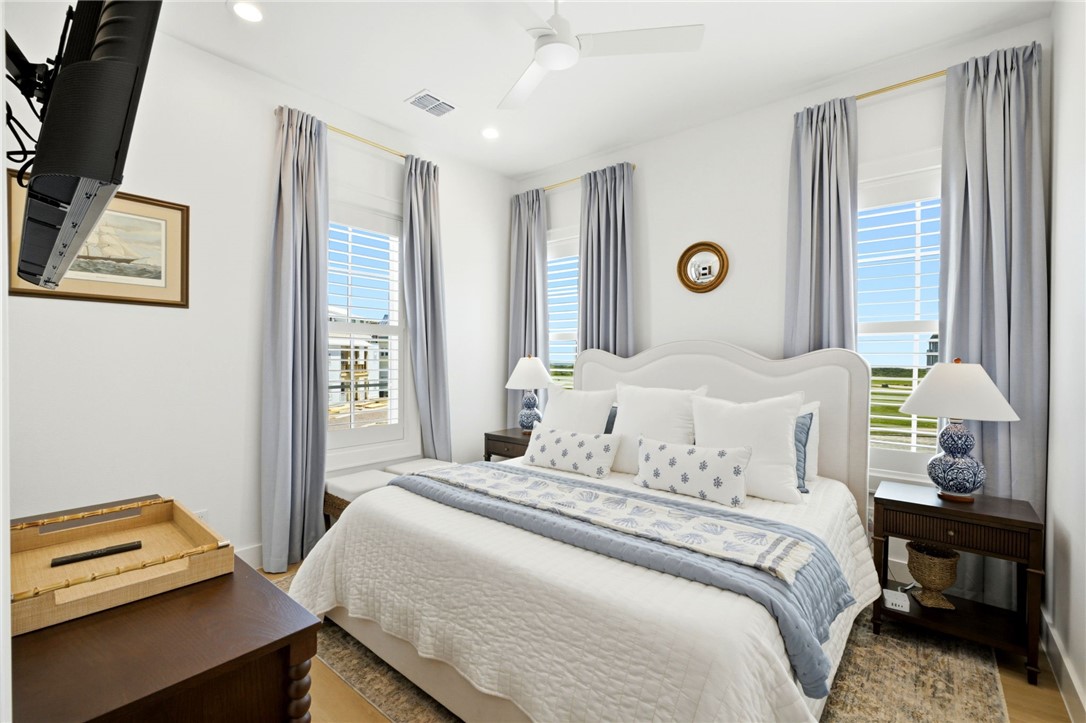 101 Yearling Lane Port Aransas TX 78373