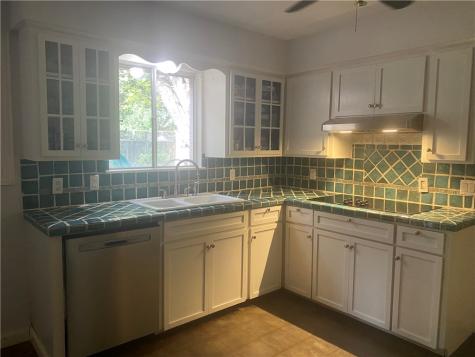 104 Park Place Place Portland TX 78374