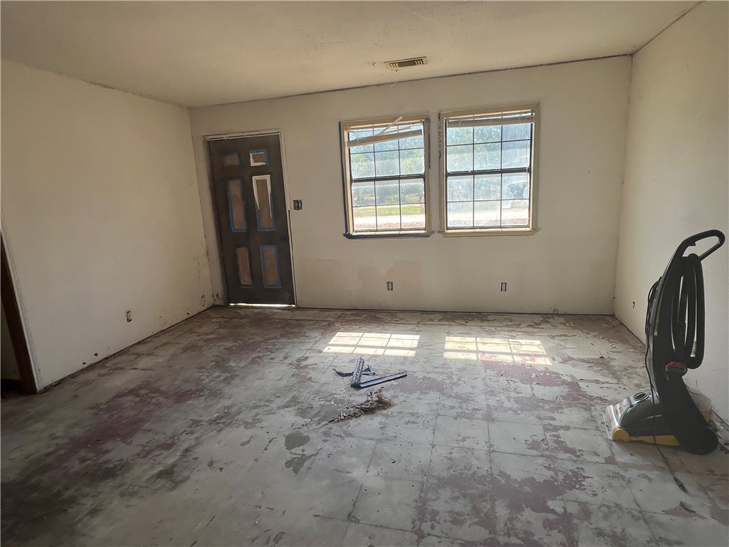 129 Mystic Drive George West TX 78022