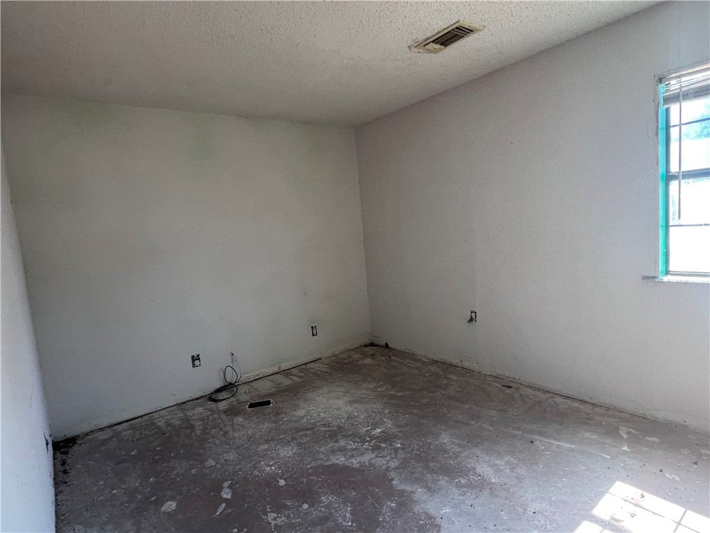 129 Mystic Drive George West TX 78022
