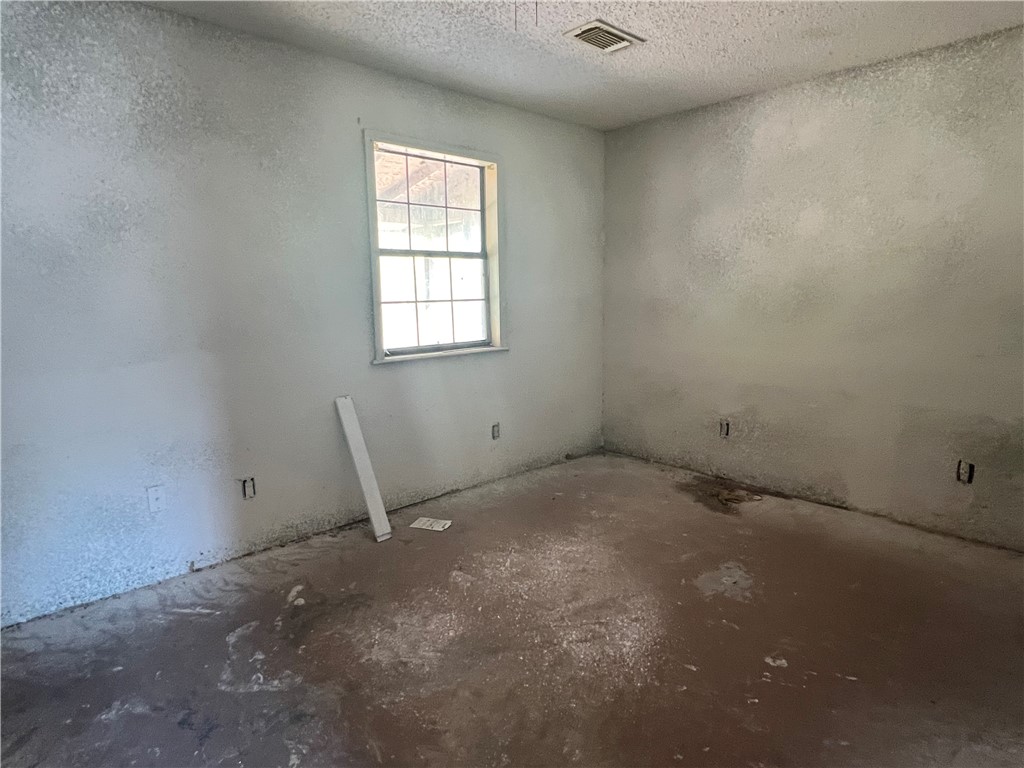 129 Mystic Drive George West TX 78022