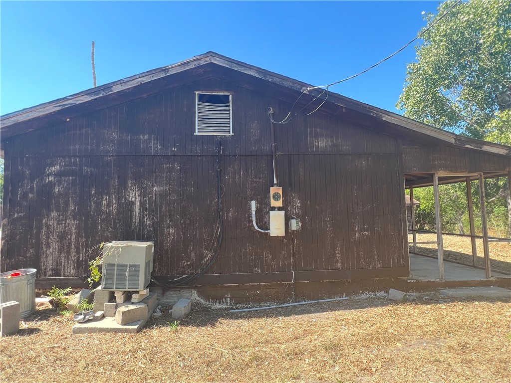 129 Mystic Drive George West TX 78022